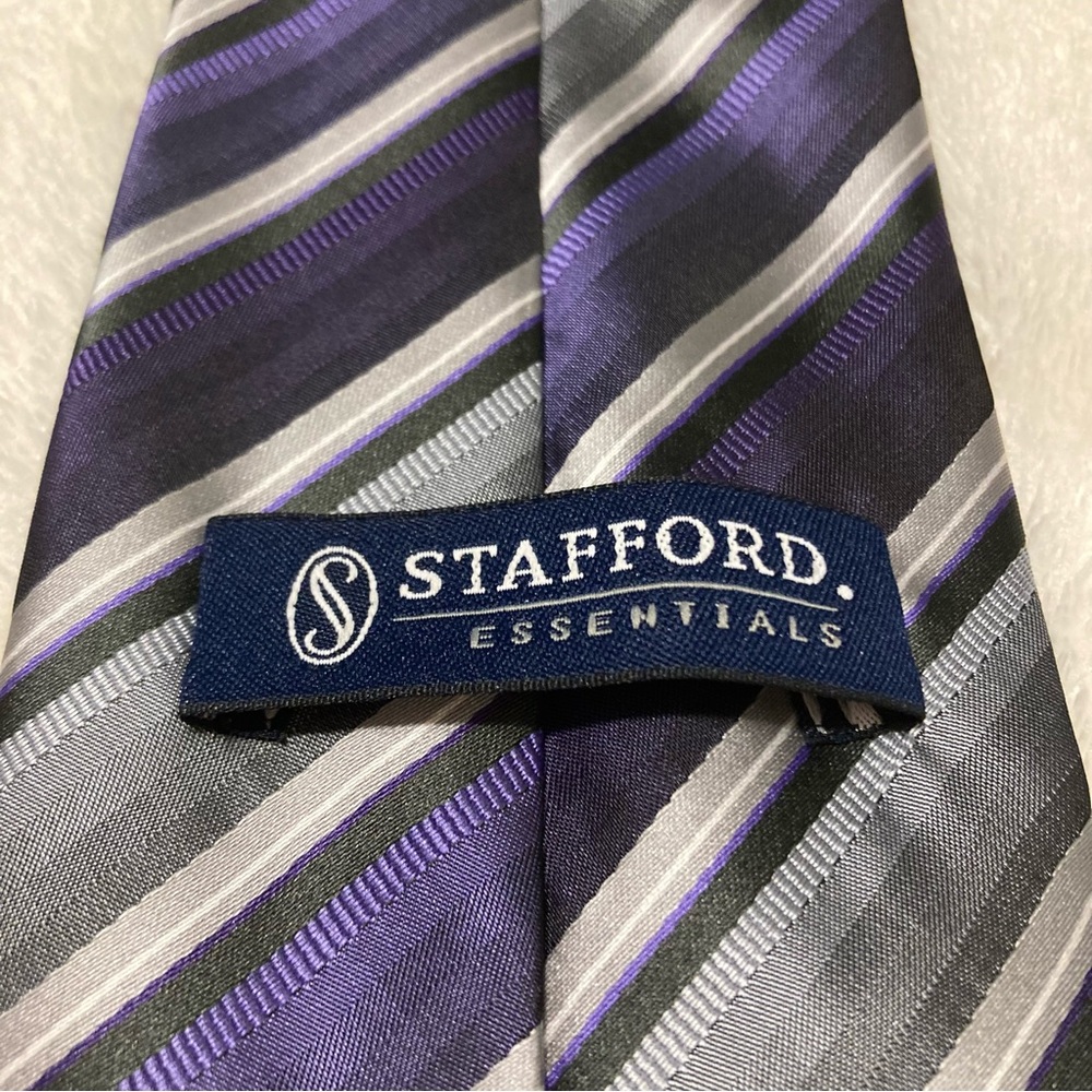 Men’s Ties - Picture 3 of 6